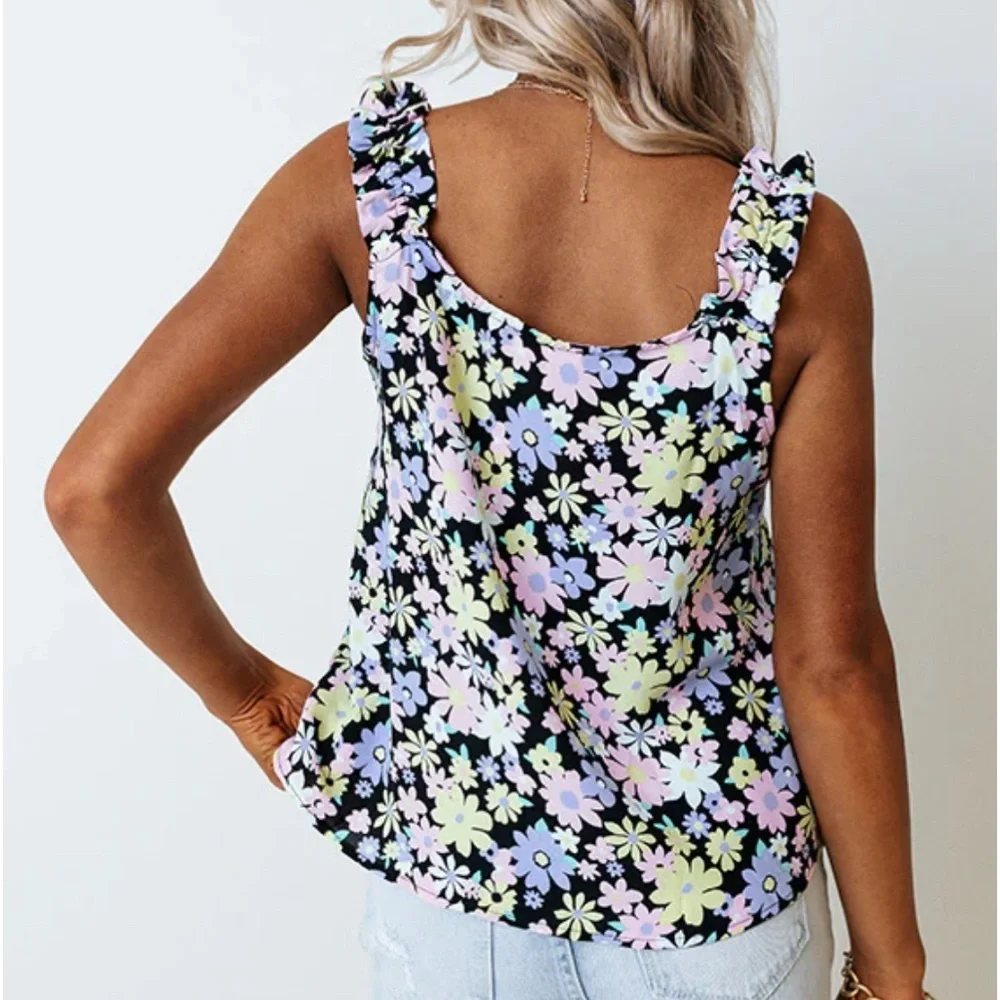 Mine Feeling Like Floral Shift Top Women’s Size Medium